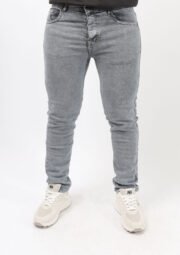 ⁦4240004⁩ - الصورة ⁦14⁩